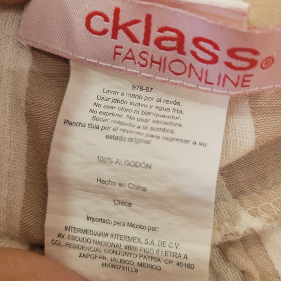 CKLASS FASHIONLINE FLORAL  EMBROIDERED SLEEVELESS WOMEN'S  BLOUSE - Picture 6 of 6